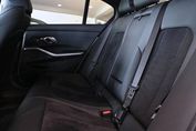 BMW Seria 3 330d xDrive M Sport