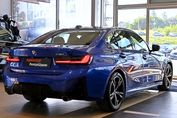 BMW Seria 3 318i M Sport aut