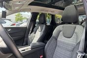 Volvo XC60 T6 Plug-In Hybrid AWD Core