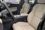 Volvo XC60 B5 B AWD Ultra Dark