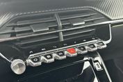 Peugeot 2008 GT 1.2 PureTech EAT8