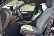 Volvo XC40 B3 Plus Dark