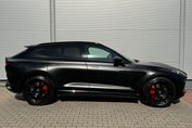 Aston Martin DBX V8