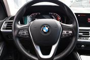BMW Seria 3 Touring 320d Sport Line