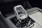 Volvo XC90 T8 AWD Plug-In Hybrid Ultra Black Edition 7os aut