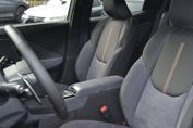 Lexus LBX Cool 1.5 Hybrid
