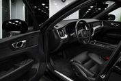 Volvo XC60 B4 D AWD Plus Dark aut