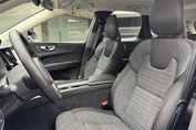 Volvo XC60 B4 D AWD Momentum Pro