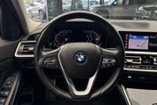 BMW Seria 3 318i aut