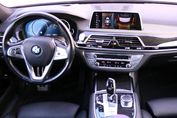BMW Seria 7 750i xDrive