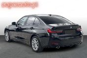 BMW Seria 3 318i