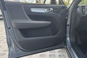 Volvo XC40 B3 Plus Dark