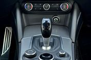 Alfa Romeo Stelvio 2.0 Turbo Executive Q4 aut