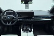 BMW Seria 5 520d xDrive M Sport