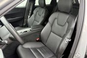 Volvo XC60 B4 D AWD Plus Dark aut