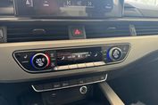 Audi A4 35 TFSI S Line