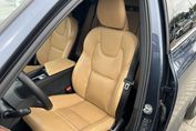 Volvo XC60 T8 Plug-In Hybrid AWD Plus Dark