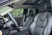 Volvo XC60 B5 B AWD Ultra Dark