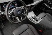 BMW Seria 3 330e M Sport