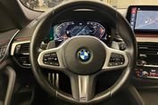 BMW Seria 5 530d xDrive mHEV aut