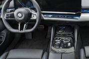 BMW Seria 5 Touring 520d xDrive M Sport