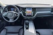 Volvo XC60 B5 B AWD Plus Dark aut