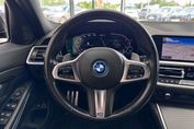 BMW Seria 3 Touring 330e xDrive M Sport