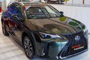 Lexus UX 300h F Sport Design