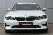 BMW Seria 3 318i Advantage aut