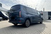 Ford Tourneo Custom 320 L2H1 Titanium A8