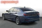 BMW Seria 3 320i