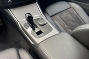 BMW Seria 3 330e xDrive M Sport