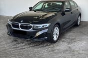 BMW Seria 3 330i xDrive