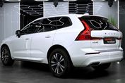 Volvo XC60 T8 AWD Plug-In Hybrid Momentum aut