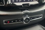Volvo XC60 B5 B AWD Plus Dark aut