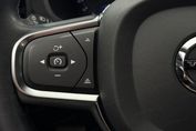 Volvo XC60 B4 B Momentum Pro