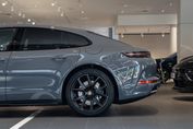 Porsche Panamera 4 E-Hybrid