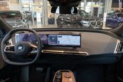 BMW iX xDrive60