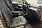 Volvo XC40 B4 Plus Black Edition