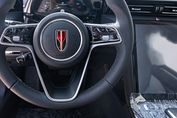 Hongqi H5 Deluxe 2.0T DSG