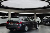 BMW Seria 3 318i aut