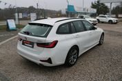 BMW Seria 3 318i aut