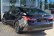 Toyota Camry Hybrid Dynamic Force Executive e-CVT