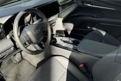 Toyota Camry Prestige 2.5 Hybrid Dynamic Force
