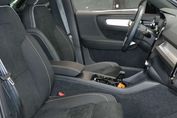 Volvo XC40 B4 Ultra Black Edition