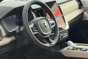 Volvo XC90 T8 AWD Plug-In Hybrid Ultra Dark