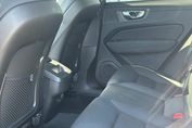 Volvo XC60 B5 B AWD Plus Dark aut