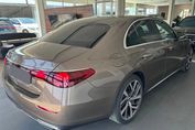 Mercedes Klasa E 300 de  4-Matic Avantgarde