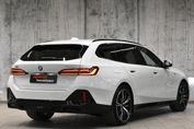 BMW Seria 5 520d xDrive mHEV M Sport aut