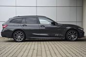 BMW Seria 3 320d xDrive Advantage sport-aut